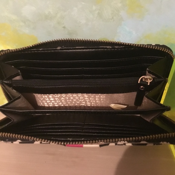 KATE SPADE ZIP AROUND WALLET CALL OUT - Picture 4 of 10